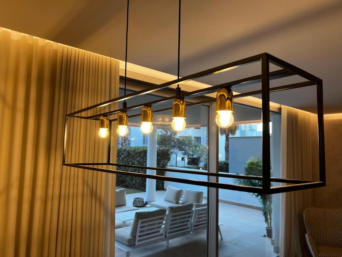 Royal Banus Apartment Marbella Bagian luar foto