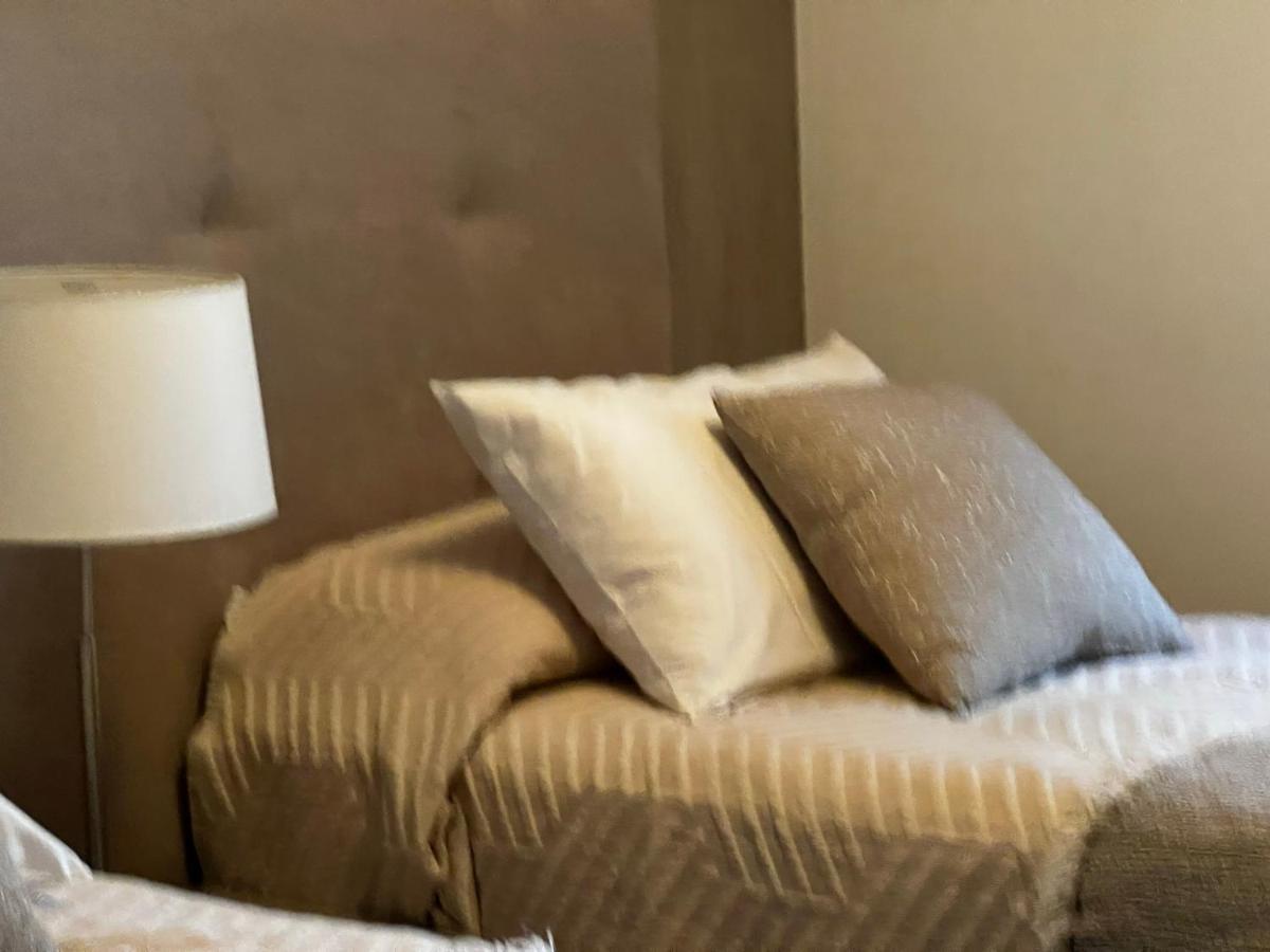 Royal Banus Apartment Marbella Bagian luar foto